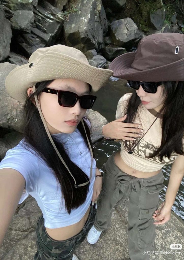 ชุดเดินป่า 3